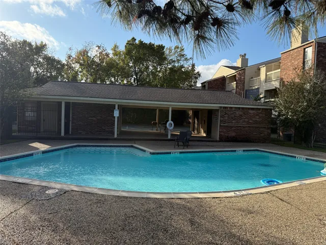 $1,375 | 2501 Gulf Freeway, Unit 262C, Dickinson, TX 77539