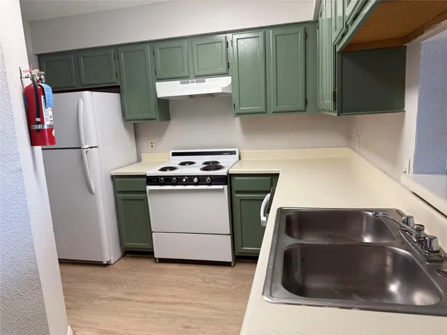 $1,375 | 2501 Gulf Freeway, Unit 262C, Dickinson, TX 77539