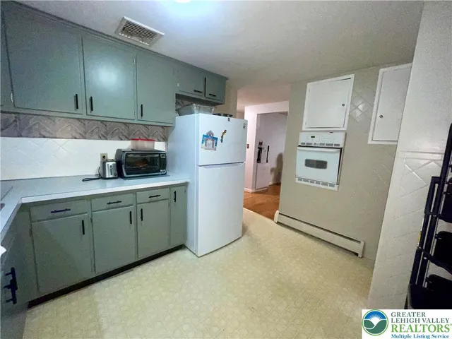 $329,000 | 2337 East Boulevard, Bethlehem, PA 18017