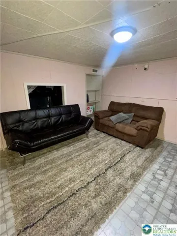 $329,000 | 2337 East Boulevard, Bethlehem, PA 18017