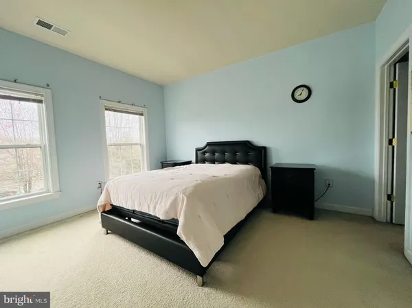 $3,900 | 8829 Blue Royale Lane, Fairfax, VA 22031