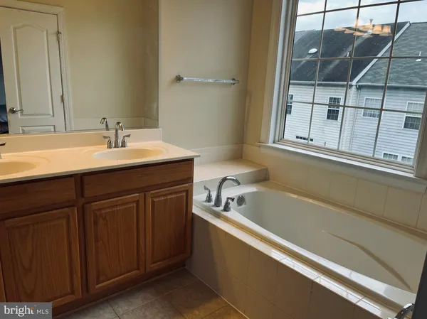 $3,900 | 8829 Blue Royale Lane, Fairfax, VA 22031