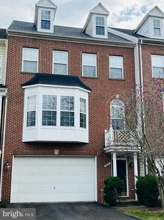 $3,900 | 8829 Blue Royale Lane, Fairfax, VA 22031