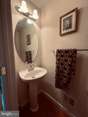 $3,900 | 8829 Blue Royale Lane, Fairfax, VA 22031