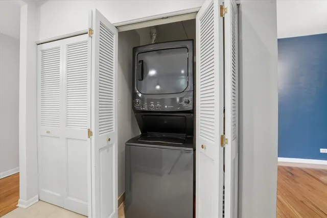 $425,000 | 4014 North Clarendon Avenue, Unit 4S, Chicago, IL 60613