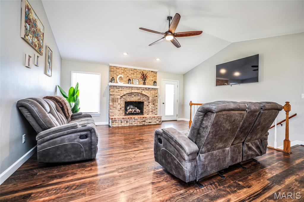 7 Jason Ridge Drive Washington, MO 63090 - Photo 5 of 38