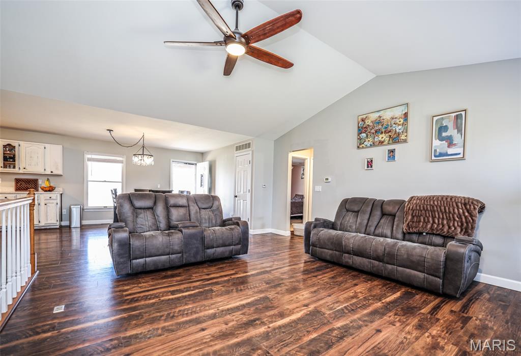 7 Jason Ridge Drive Washington, MO 63090 - Photo 8 of 38