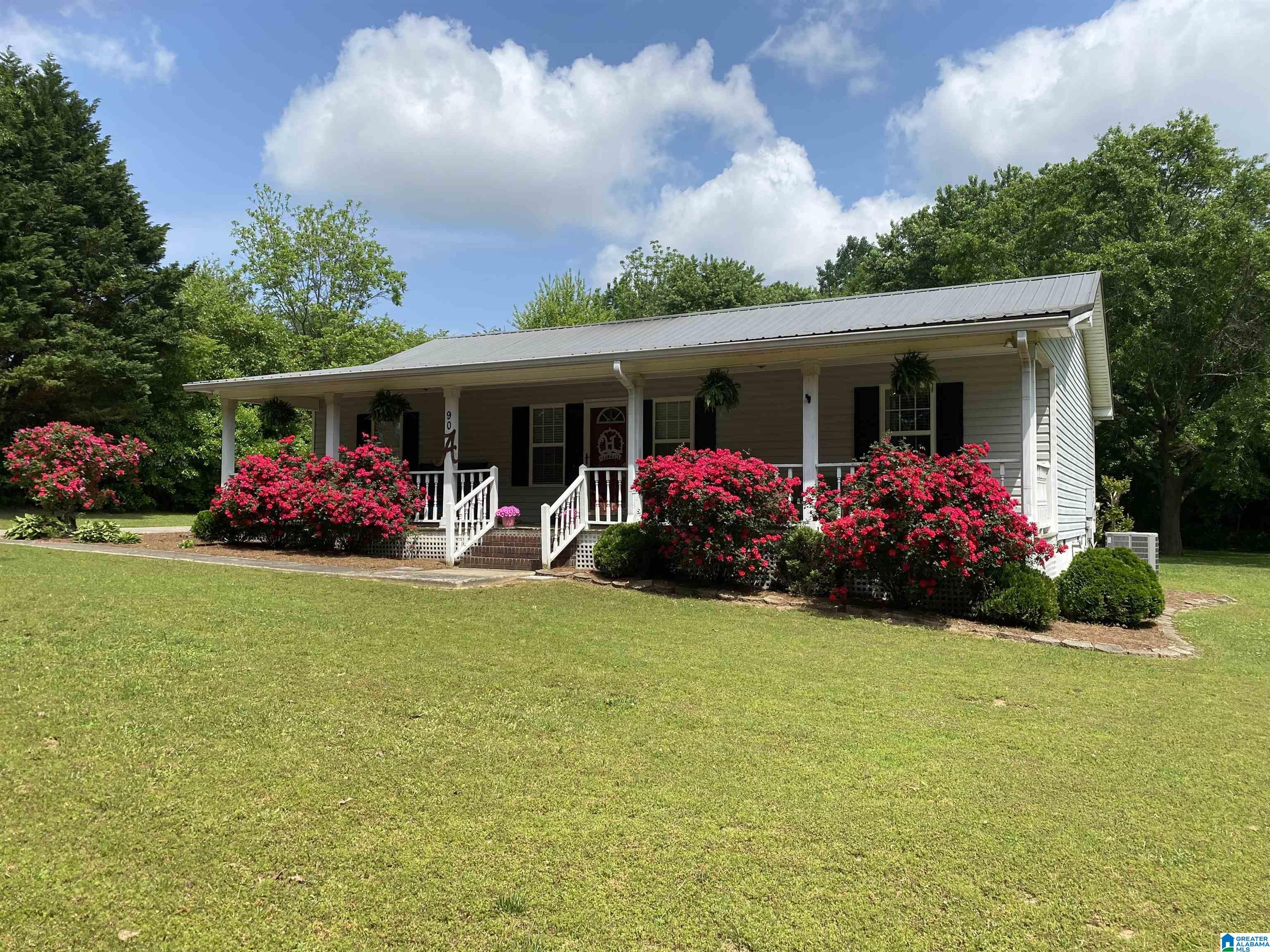 90 Central Henderson Road Boaz, AL 35957 - Photo 2 of 23