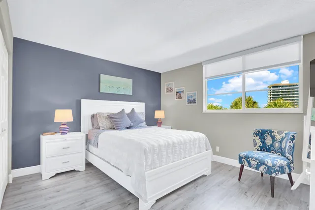 $649,000 | 630 Ocean Drive, Unit 407, Juno Beach, FL 33408