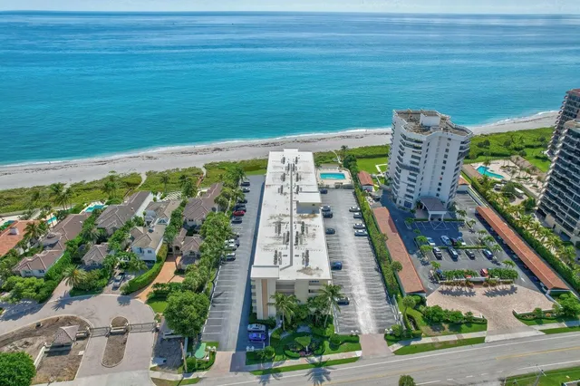 $649,000 | 630 Ocean Drive, Unit 407, Juno Beach, FL 33408