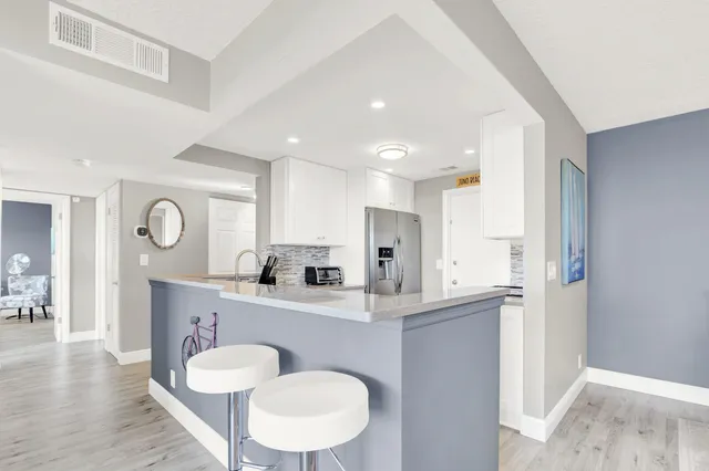 $649,000 | 630 Ocean Drive, Unit 407, Juno Beach, FL 33408