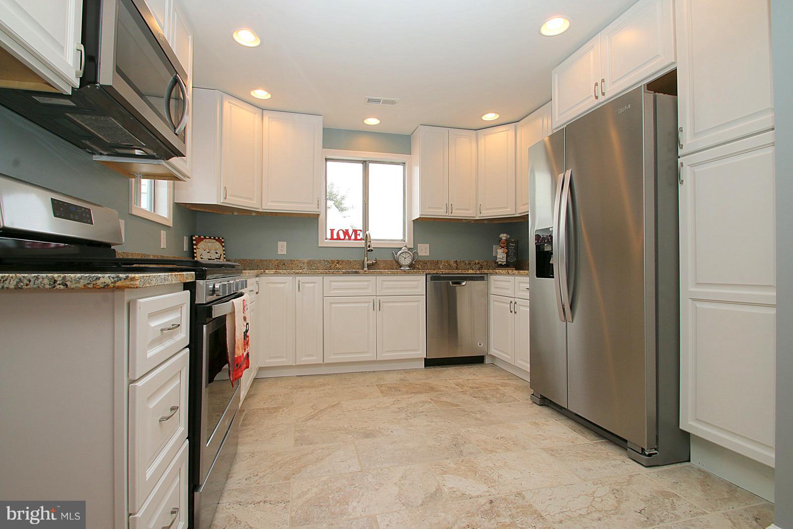 7406 Belclare Road Baltimore, MD 21222 - Photo 12 of 30 Kitchen