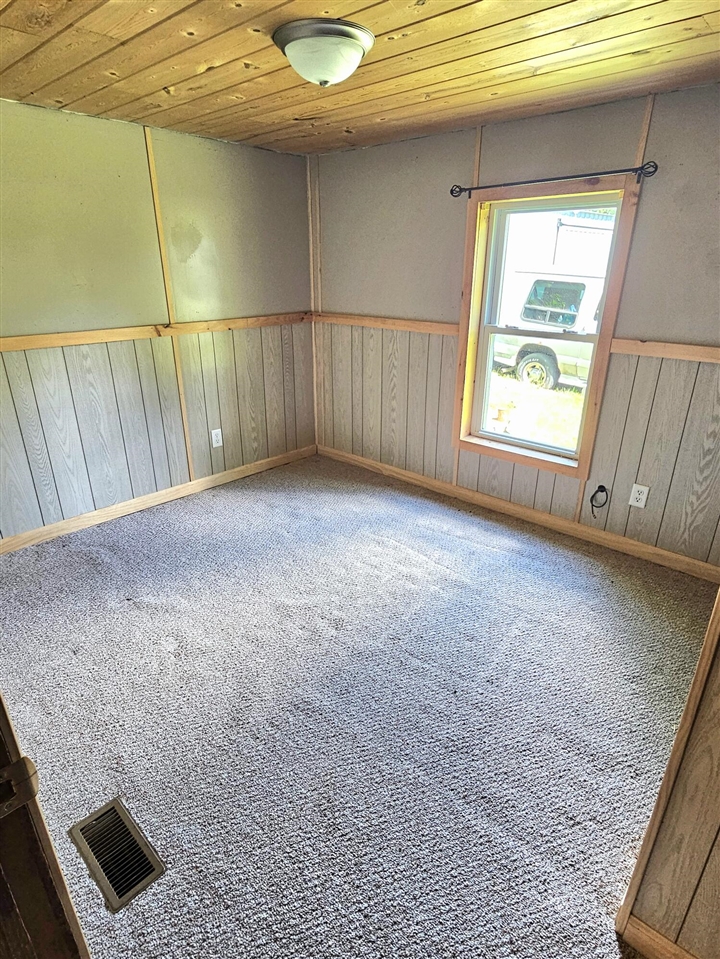 60452 Nottawa Road Sturgis, MI 49091 - Photo 18 of 30