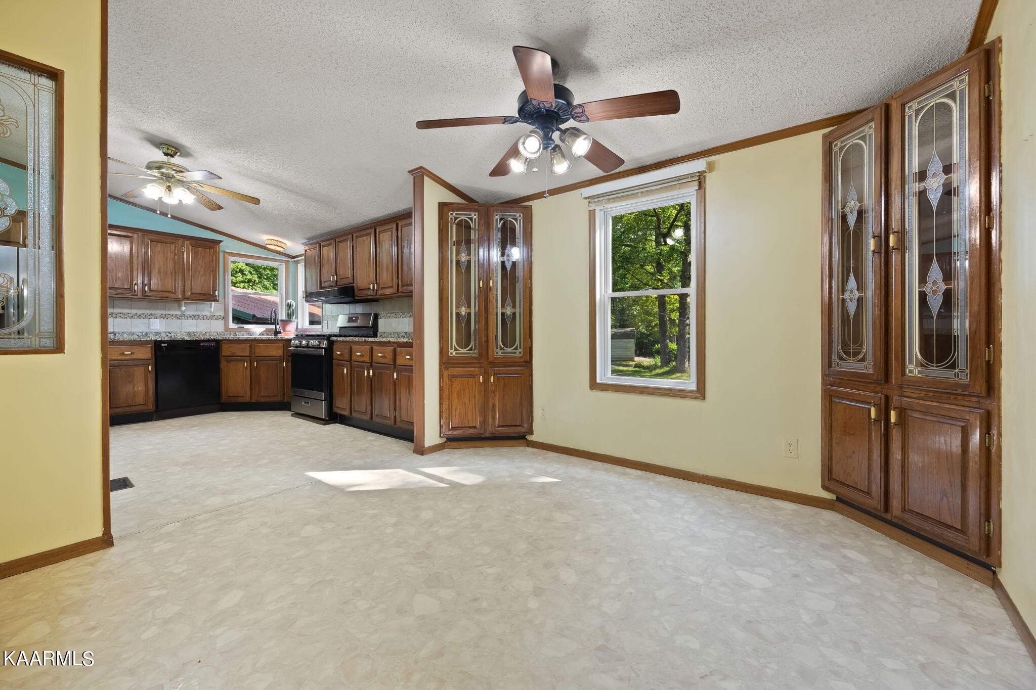 95 Sunset Road Crossville, TN 38572 - Photo 18 of 38 Gallery Image 18
