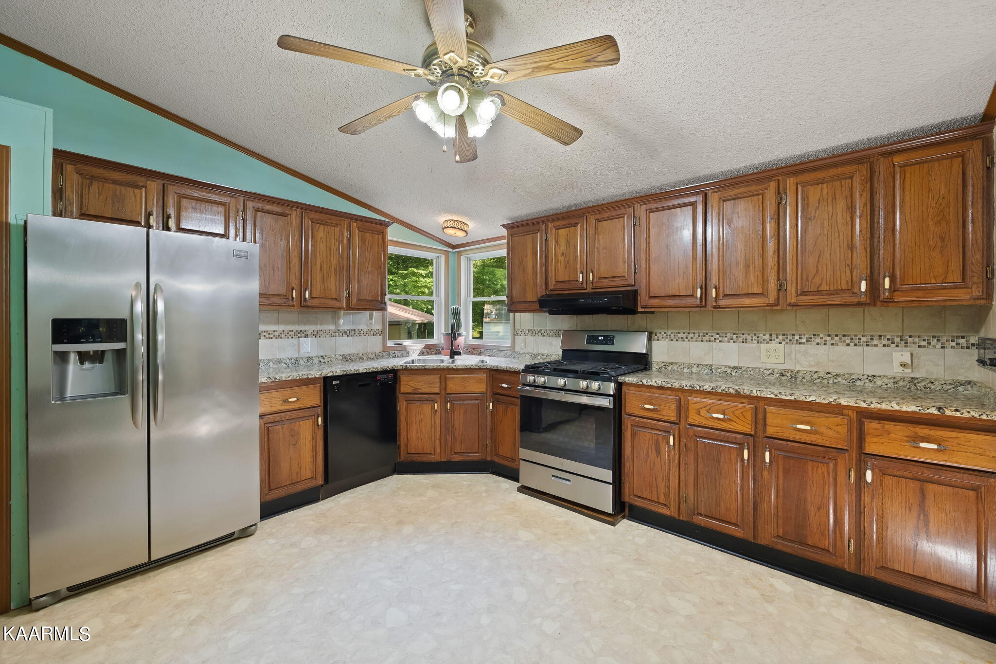 95 Sunset Road Crossville, TN 38572 - Photo 21 of 38 Gallery Image 21