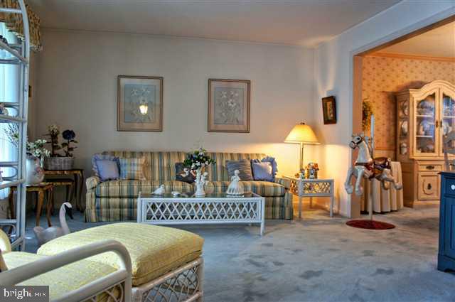 517 Spring House Road Camp Hill, PA 17011 - Photo 3 of 17 Gallery Image 3