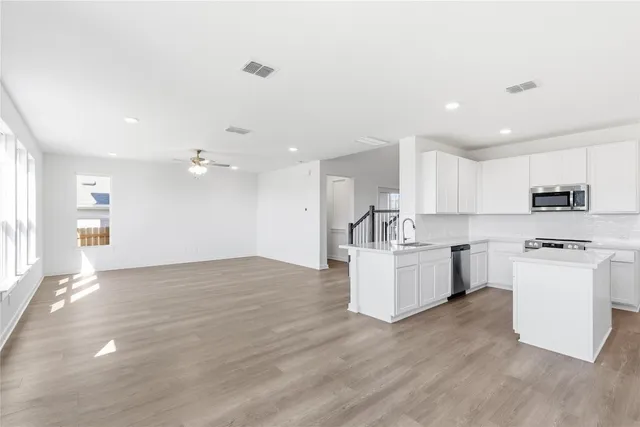 $349,990 | 250 Seattle Slew Drive, Jarrell, TX 76537