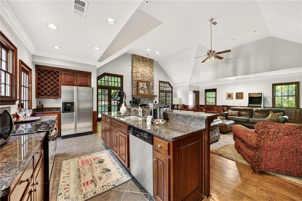 3650 Dumbarton Road Northwest Atlanta, GA 30327 - Photo 40 of 57