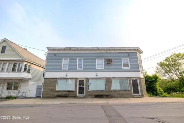 $325,000 | 1374 10th Avenue, Schenectady, NY 12303