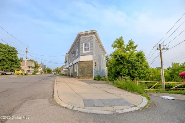 $325,000 | 1374 10th Avenue, Schenectady, NY 12303