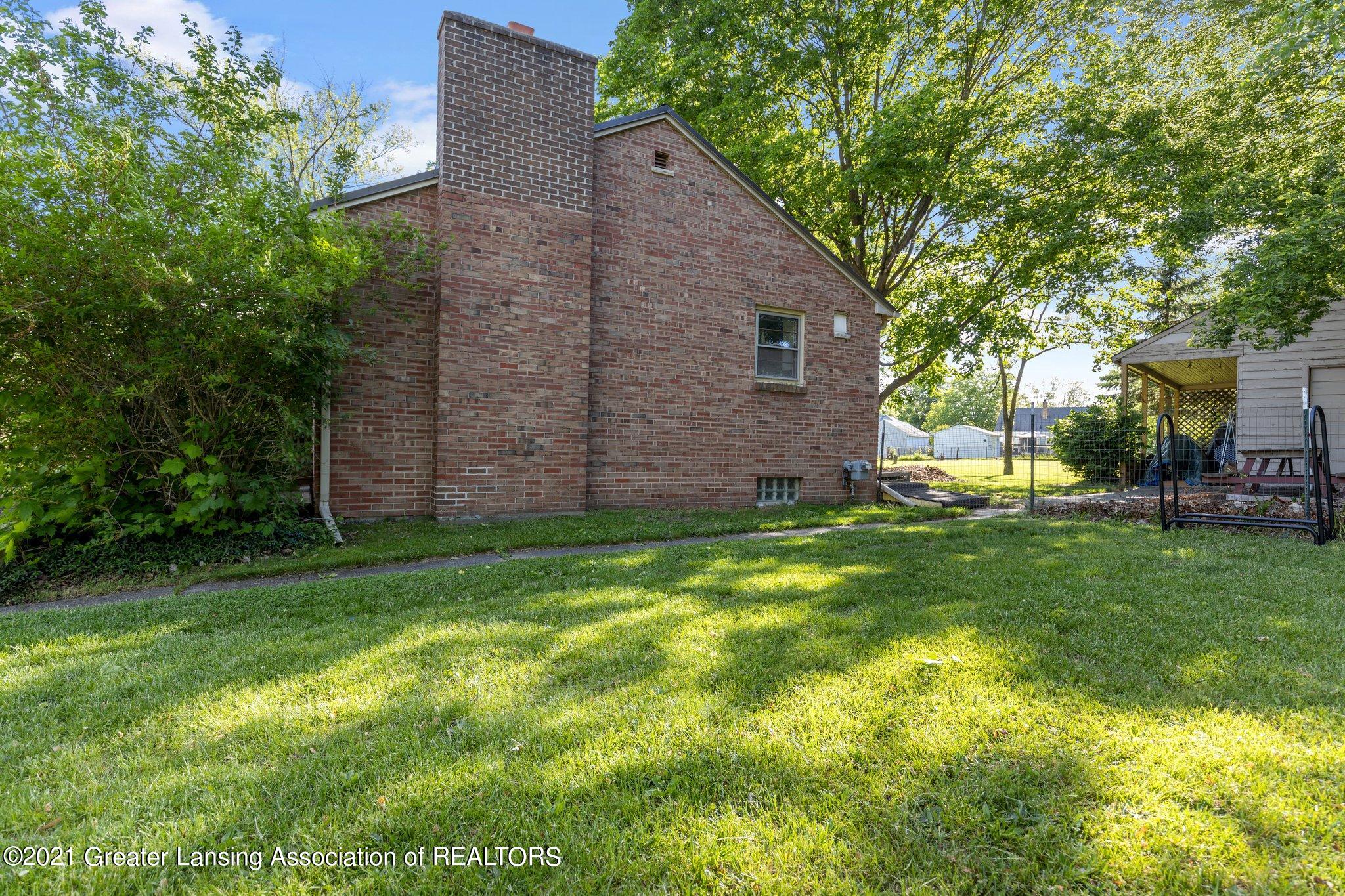 831 Bon Air Road Lansing, MI 48917 - Photo 5 of 25 5-web-or-mls-1P6A7990