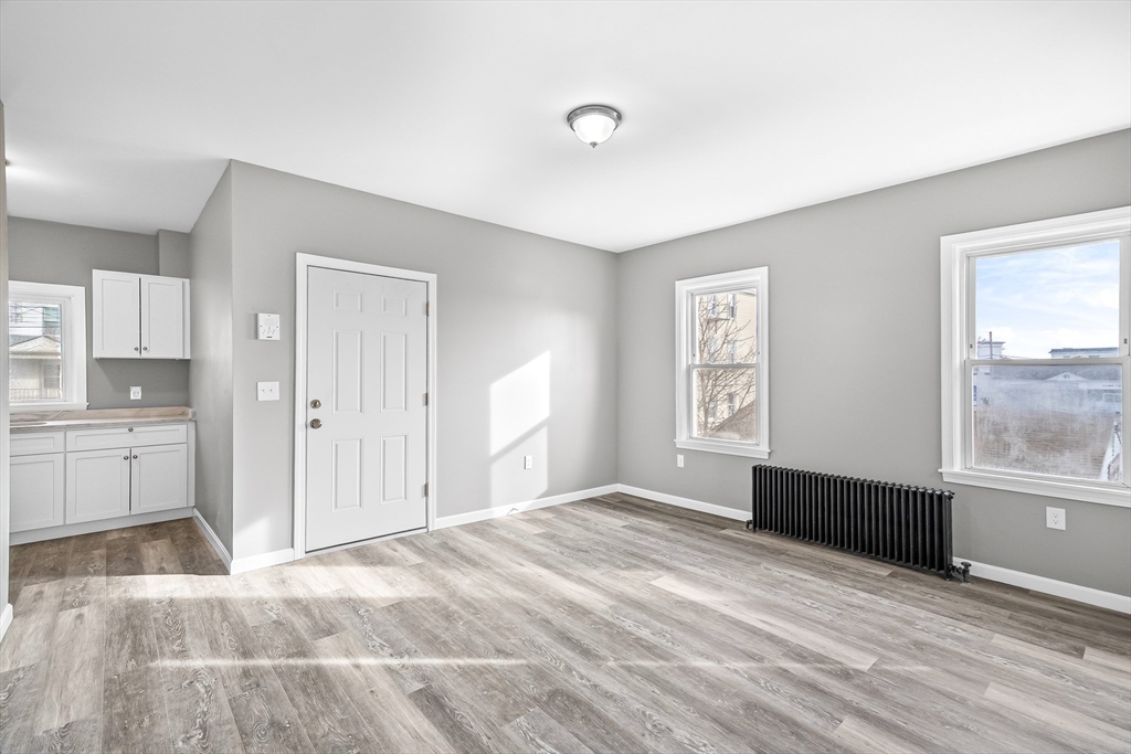 712 Eastern Avenue, Unit 2 Fall River, MA 02723 - Photo 3 of 15
