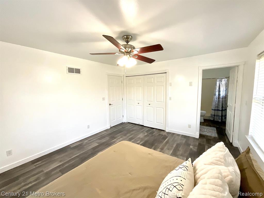 8228 Calkins Road Flint, MI 48532 - Photo 23 of 49