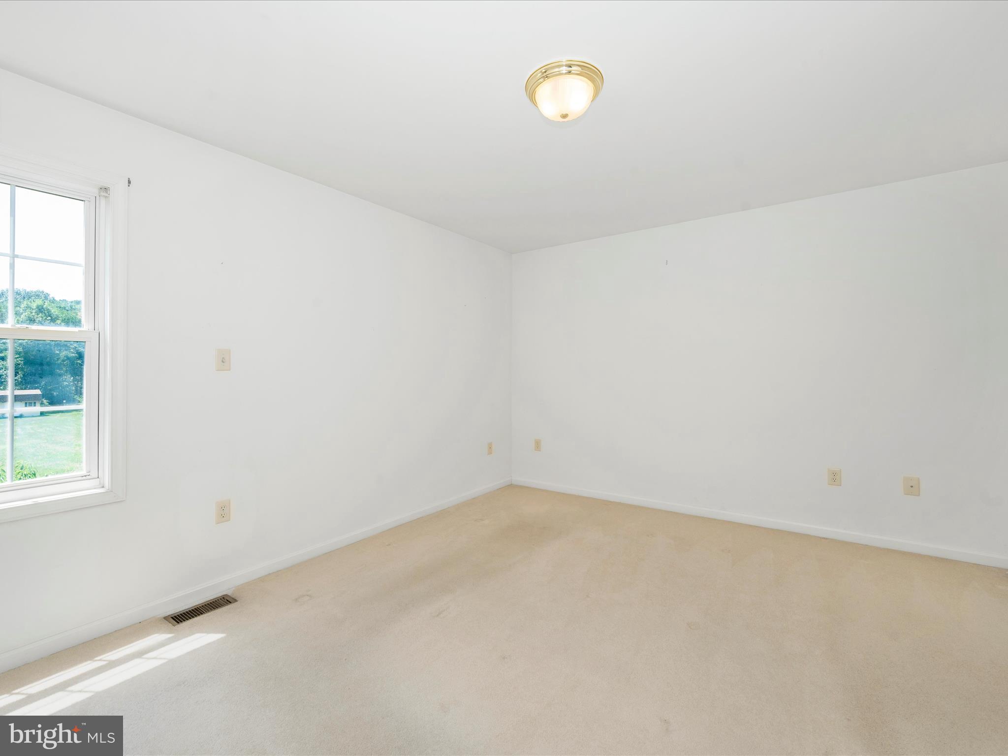 13415 Rhodes Court Clear Spring, MD 21722 - Photo 20 of 57 Primary Bedroom