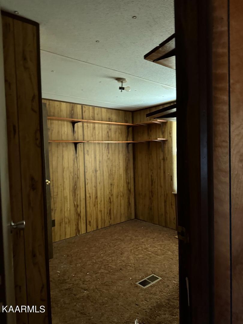 525 South 35th Street Middlesboro, KY 40965 - Photo 3 of 7 3525