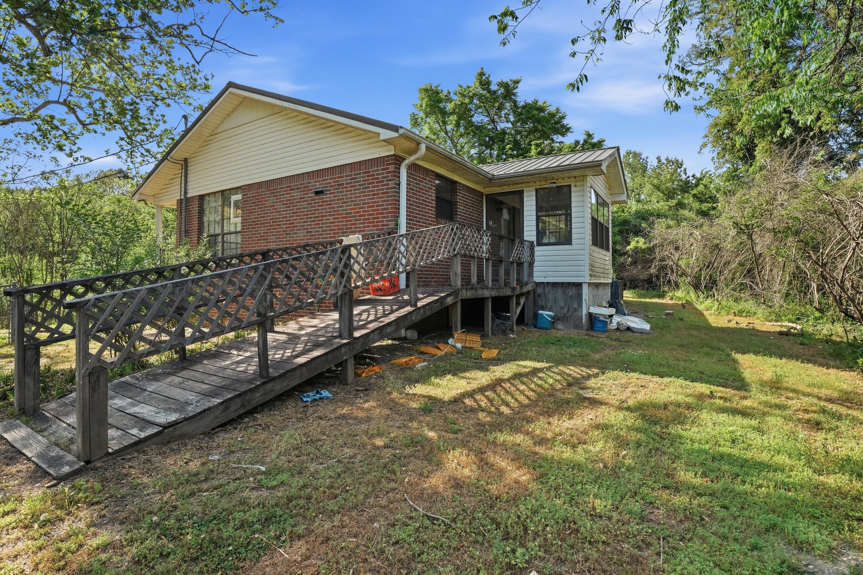 90 Sperling Road Dora, AL 35062 - Photo 5 of 27 side view I'm finished