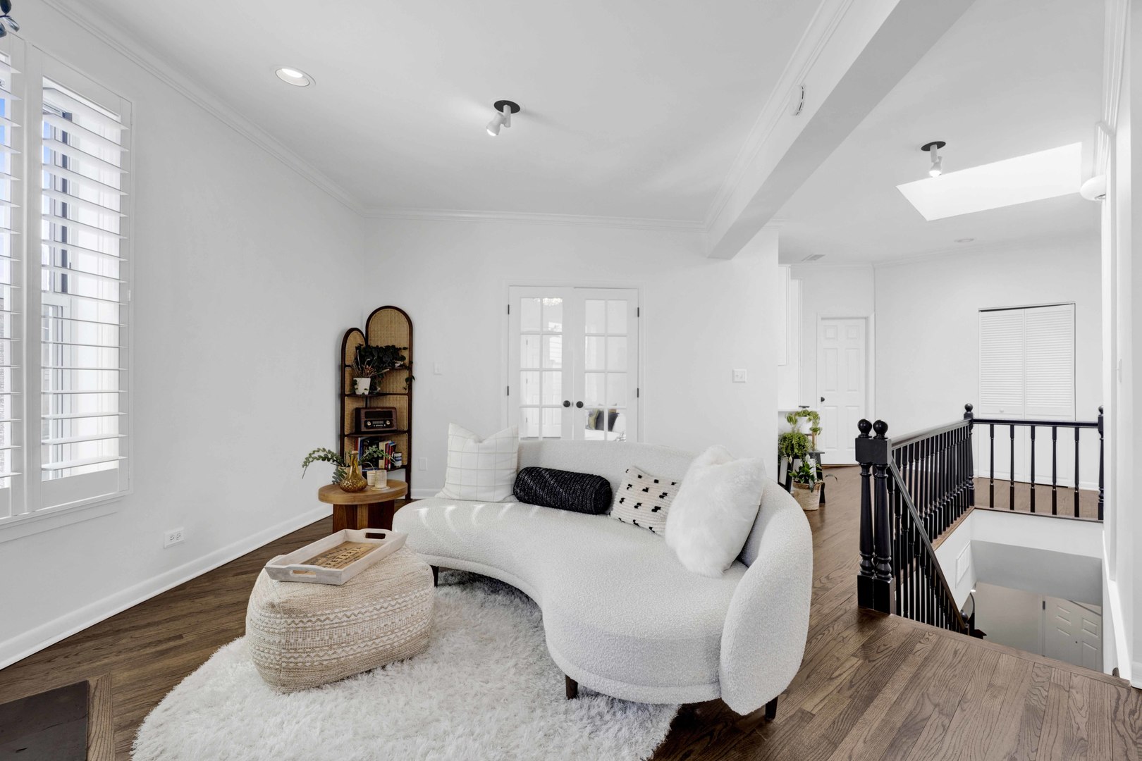 223 West Wisconsin Street, Unit 3A Chicago, IL 60614 - Photo 12 of 27 a living room with furniture and a window