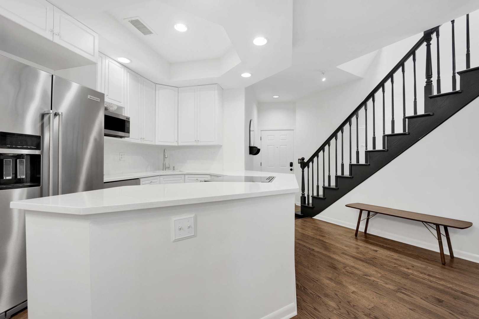 223 West Wisconsin Street, Unit 3A Chicago, IL 60614 - Photo 6 of 27 a view of kitchen with sink microwave and refrigerator