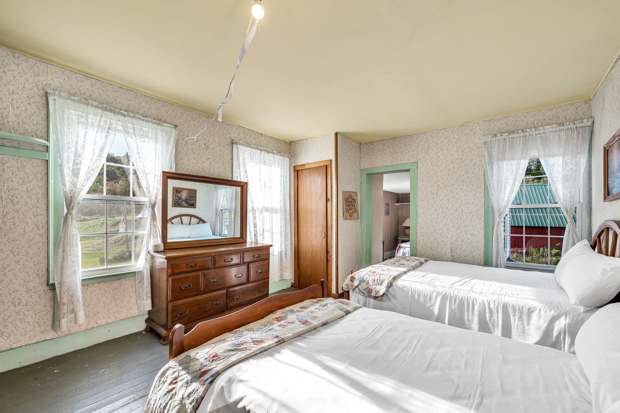 36 Woffenden Road Wilmington, VT 05363 - Photo 16 of 36