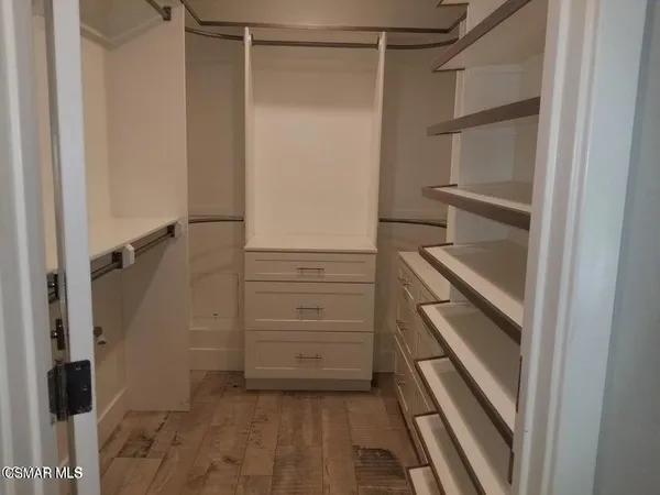 a view of walk in closet