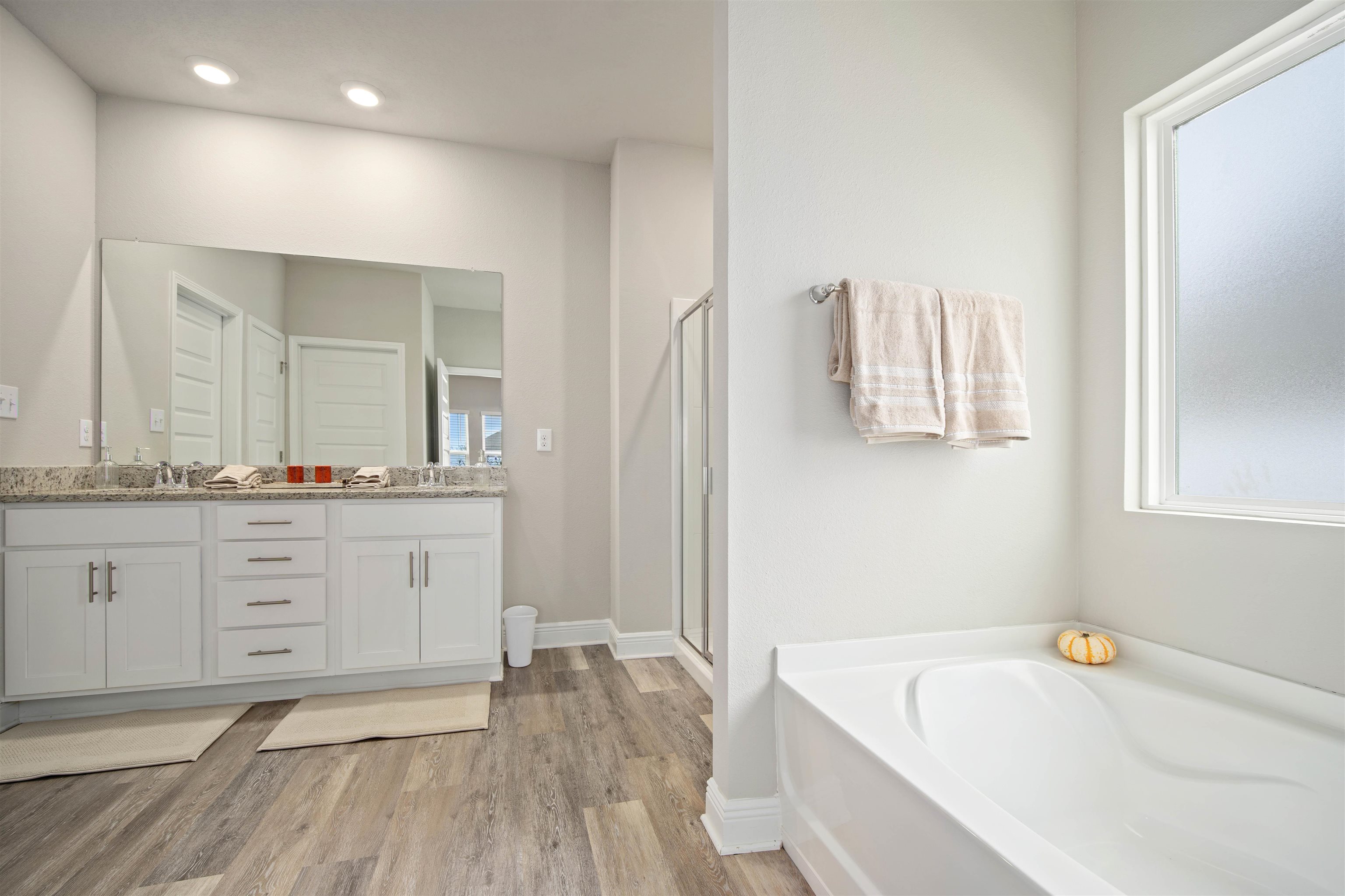 24812 Spectacular Bid Loop Daphne, AL 36526 - Photo 17 of 43 Bathroom