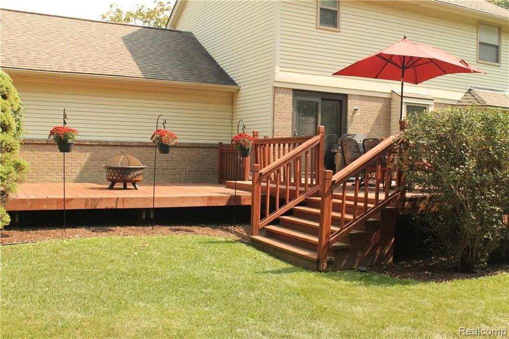 717 Kentucky Drive Rochester Hills, MI 48307 - Photo 10 of 49