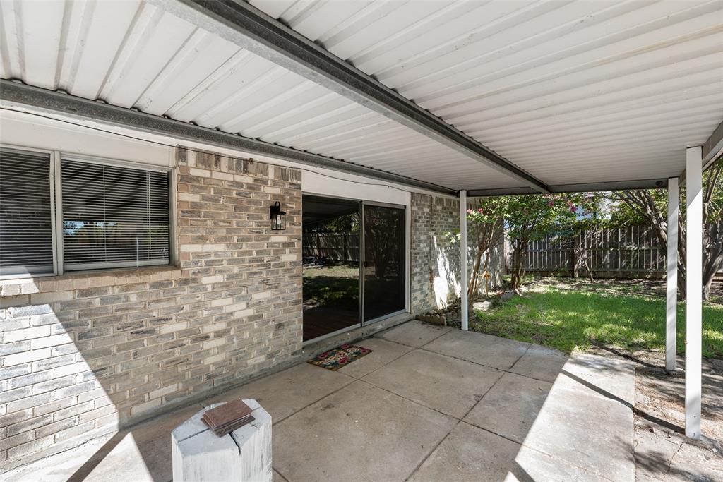 2002 Rose Hill Road Carrollton, TX 75007 - Photo 26 of 34