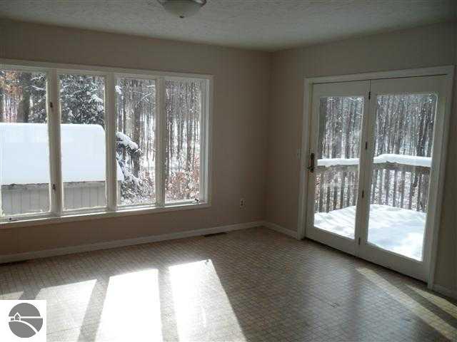 5125 Johnson Road Kingsley, MI 49649 - Photo 16 of 27 1742110-15.JPG