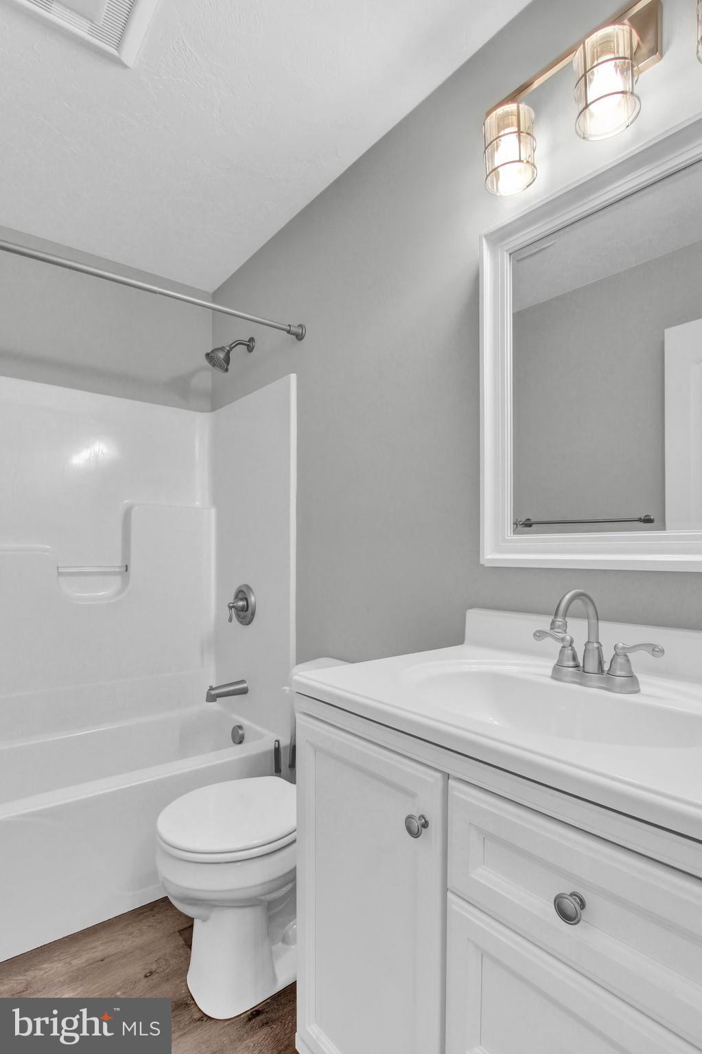 180 3rd Street Hanover, PA 17331 - Photo 18 of 21 2nd floor bathroom