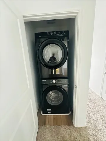 a close up view of washer and dryer