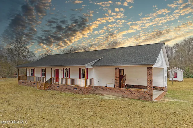 $675,000 | 610 State Camp Road, Vanceboro, NC 28586