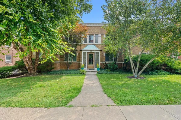 $365,000 | 3420 Shaw Avenue, Unit 1, Cincinnati, OH 45208