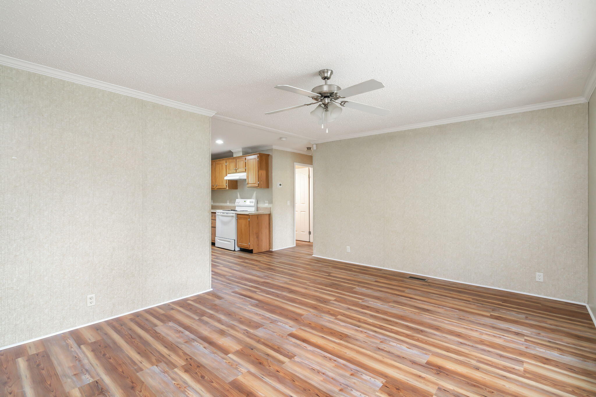 401 Meadow View Road Knoxville, TN 37914 - Photo 11 of 28 6-web-or-mls-401 Meadow View Road-7