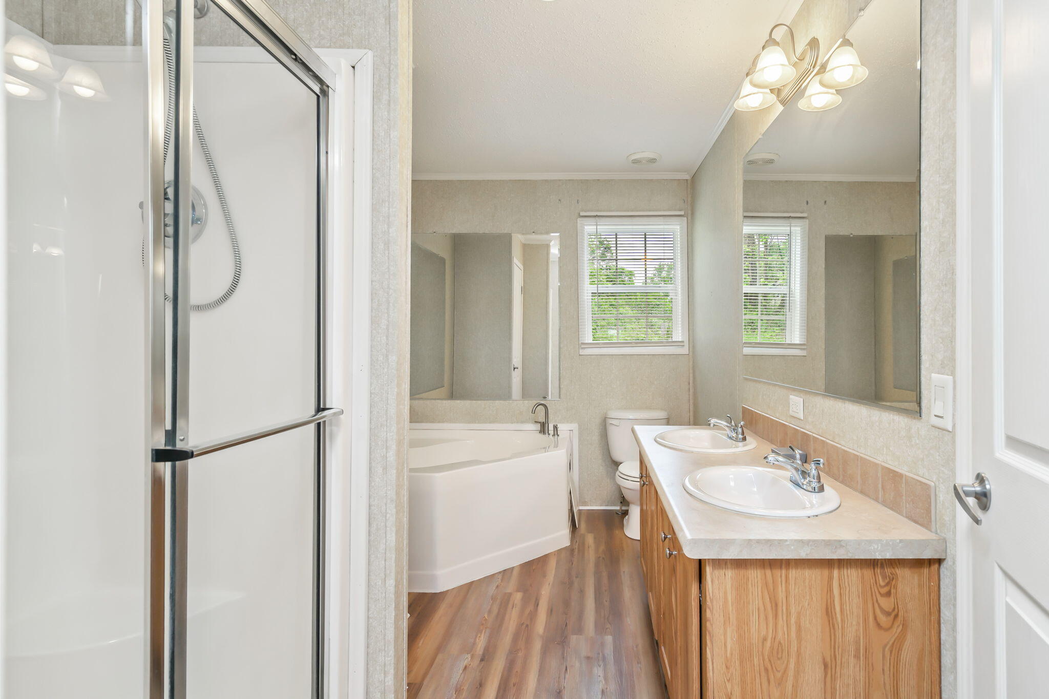 401 Meadow View Road Knoxville, TN 37914 - Photo 10 of 28 16-web-or-mls-401 Meadow View Road-17