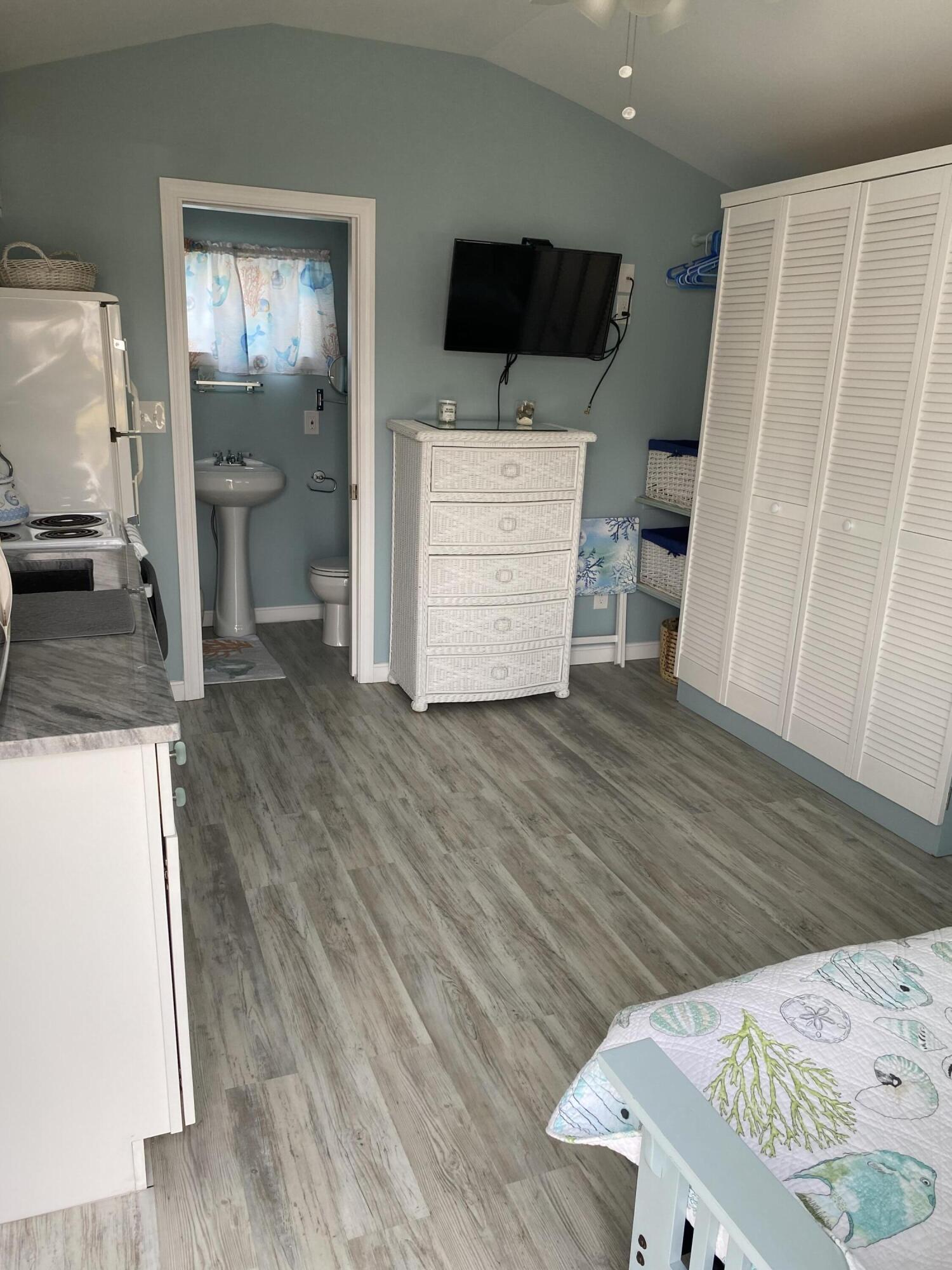 333 Long Sands Road, Unit 6 York, ME 03909 - Photo 6 of 19 image_67201281