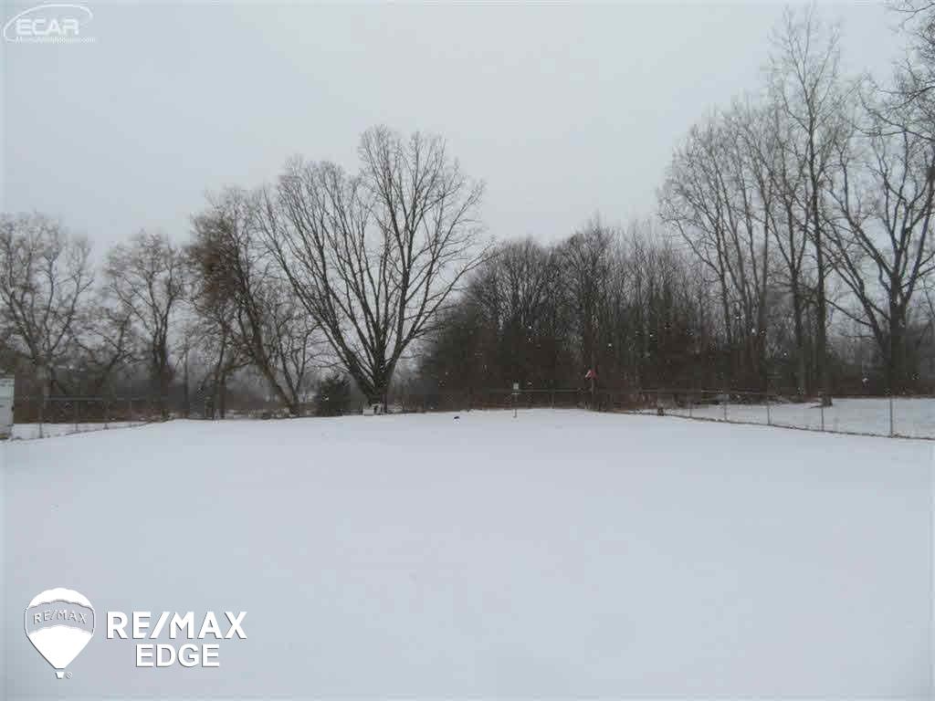 3309 North Genesee Road Flint, MI 48506 - Photo 16 of 21