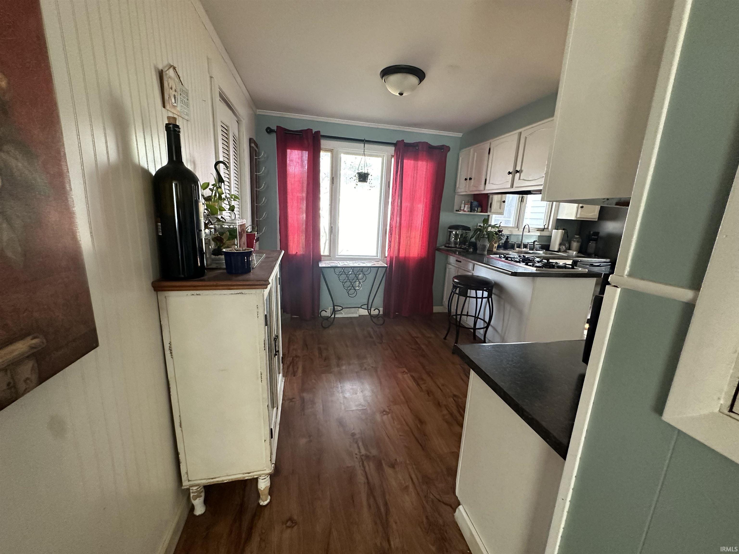 622 North Riverside Boulevard Goshen, IN 46528 - Photo 13 of 22