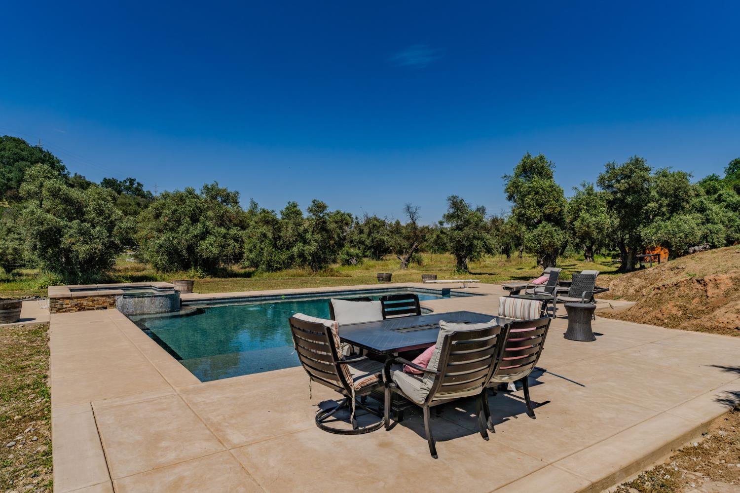 5250 West Lake Rd Valley Springs Valley Springs, CA 95252 - Photo 26 of 84