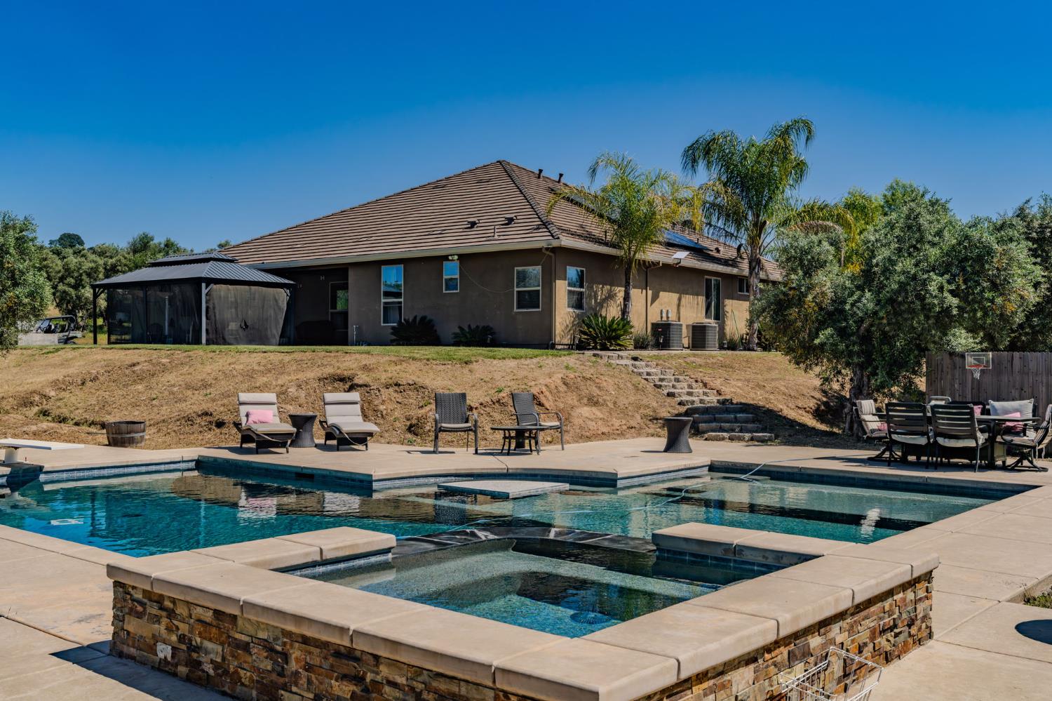 5250 West Lake Rd Valley Springs Valley Springs, CA 95252 - Photo 4 of 84