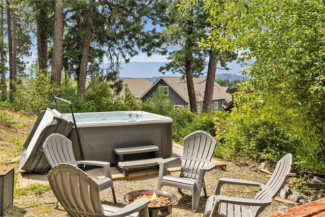 a view of outdoor space yard and patio